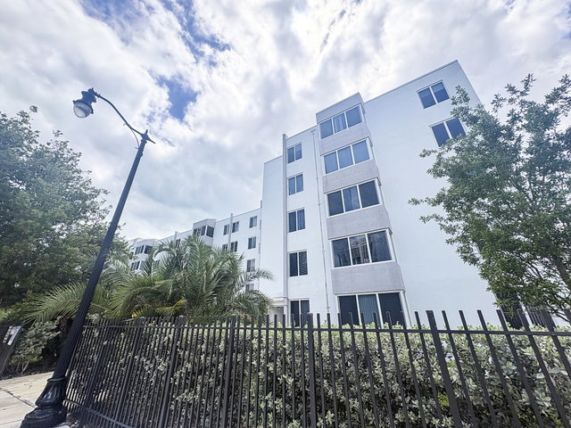 Caribbean Breeze Condominium photo 2